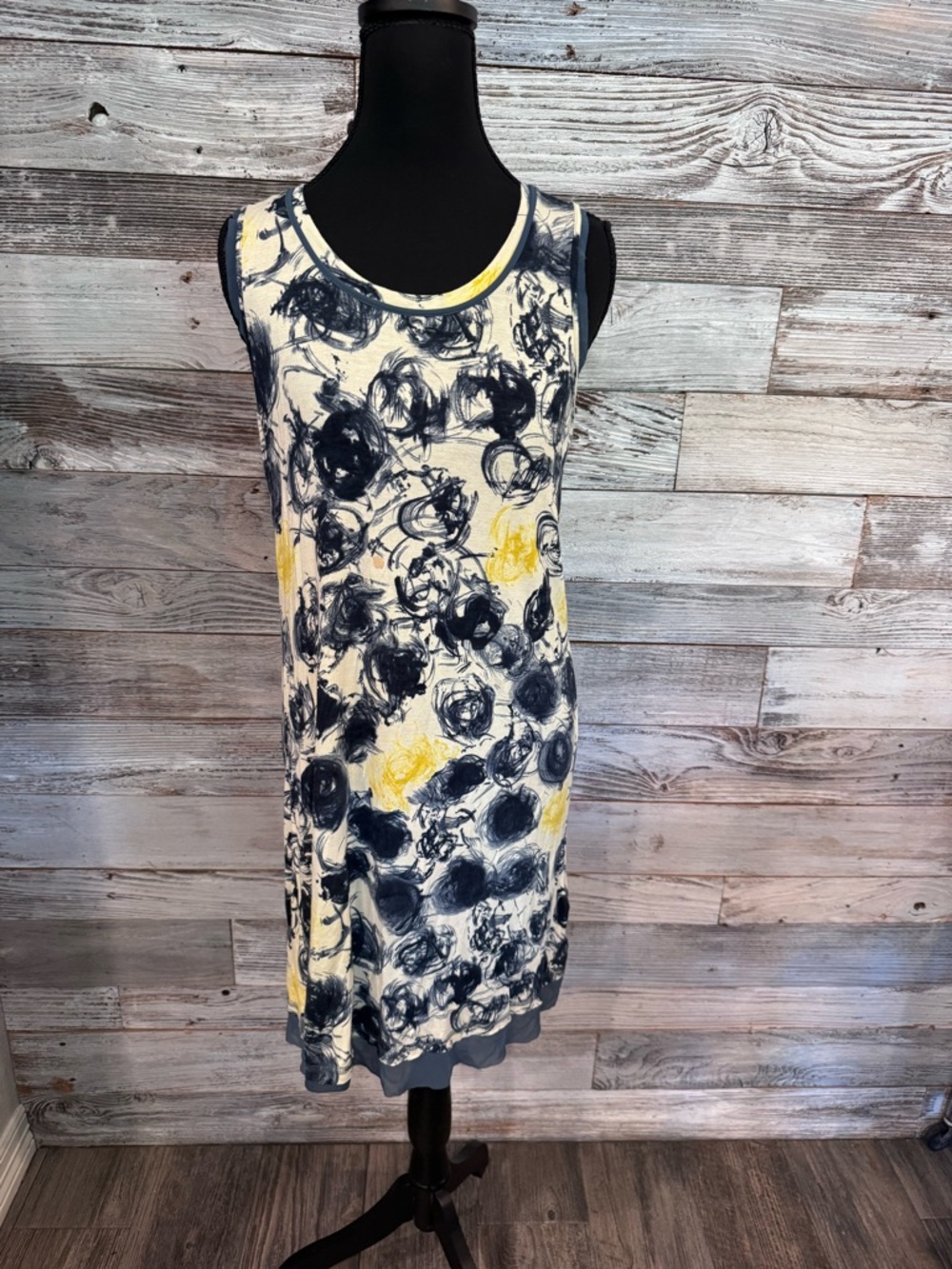 Simply Vera Vera Wang Navy, Yellow & Cream Floral Print Sleeveless Dress